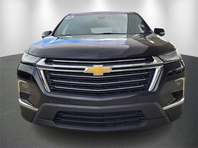 used 2023 Chevrolet Traverse car, priced at $32,574