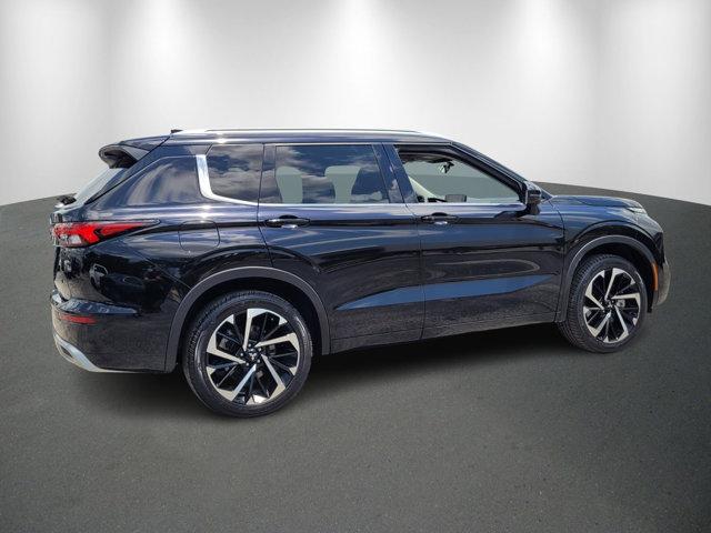 used 2022 Mitsubishi Outlander car, priced at $25,828