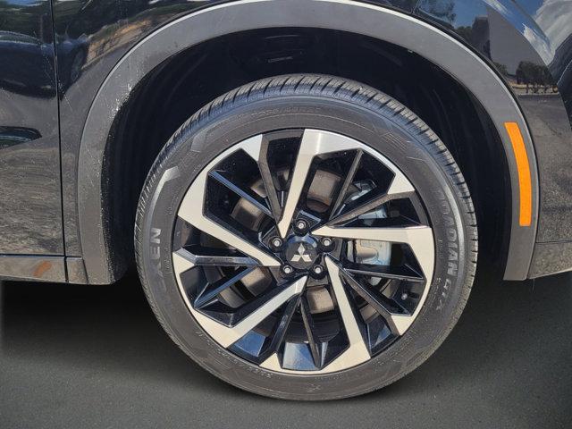 used 2022 Mitsubishi Outlander car, priced at $25,828