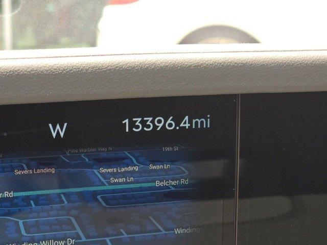 used 2024 Lincoln Nautilus car, priced at $48,752
