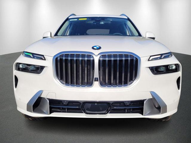 new 2026 BMW X7 car, priced at $101,925