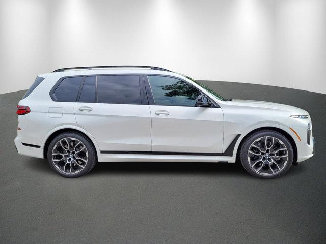 new 2025 BMW X7 car, priced at $113,975