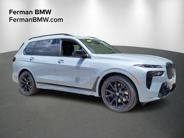 new 2025 BMW X7 car, priced at $114,275