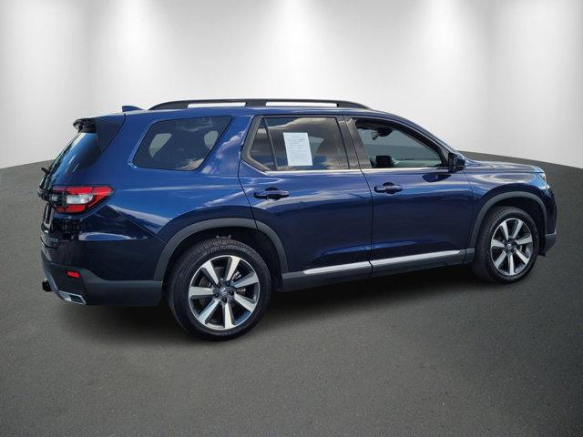 used 2025 Honda Pilot car, priced at $42,988