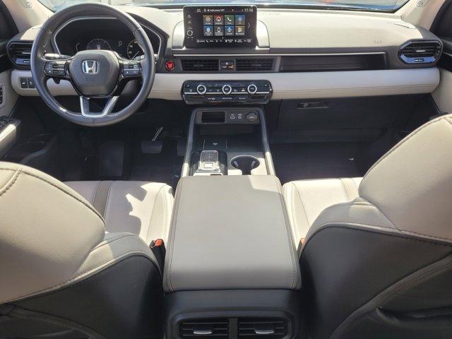 used 2025 Honda Pilot car, priced at $42,988