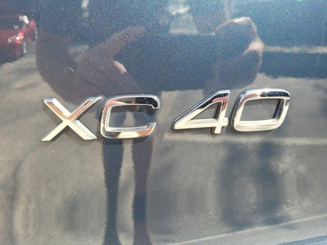 used 2022 Volvo XC40 car, priced at $27,422