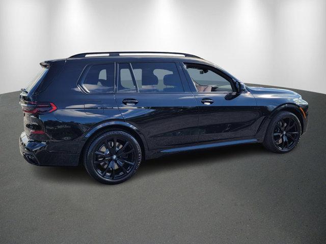 new 2025 BMW X7 car, priced at $102,470