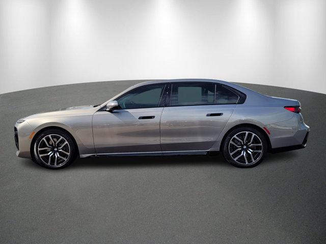 new 2024 BMW 740 car, priced at $100,670