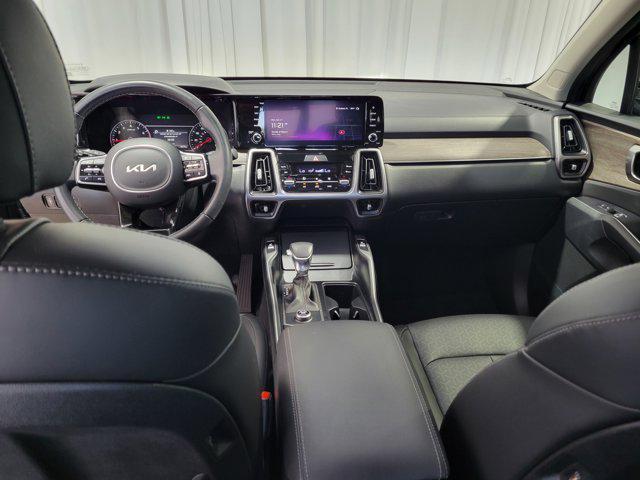used 2023 Kia Sorento car, priced at $29,264