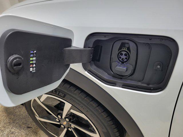 used 2025 Chevrolet Equinox EV car, priced at $35,814