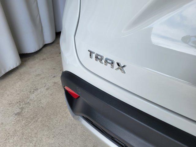 new 2025 Chevrolet Trax car, priced at $25,179