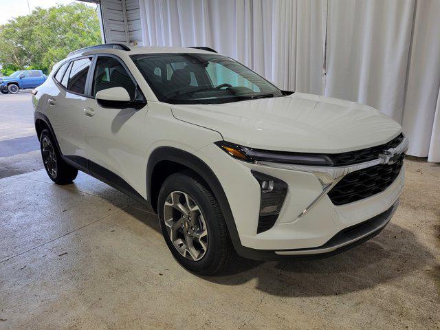 new 2025 Chevrolet Trax car, priced at $25,753