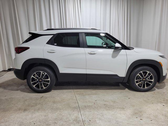 new 2025 Chevrolet TrailBlazer car, priced at $25,580