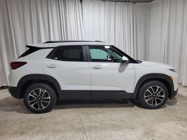 new 2025 Chevrolet TrailBlazer car, priced at $25,580