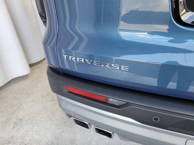 new 2025 Chevrolet Traverse car, priced at $42,518