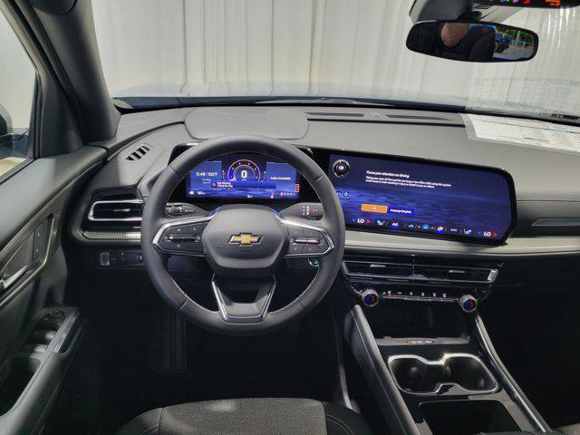 new 2025 Chevrolet Traverse car, priced at $42,518
