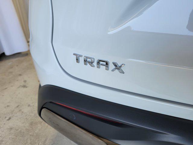 new 2025 Chevrolet Trax car, priced at $27,035