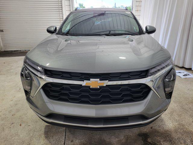 new 2025 Chevrolet Trax car, priced at $25,179