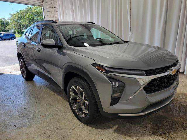 new 2025 Chevrolet Trax car, priced at $25,179