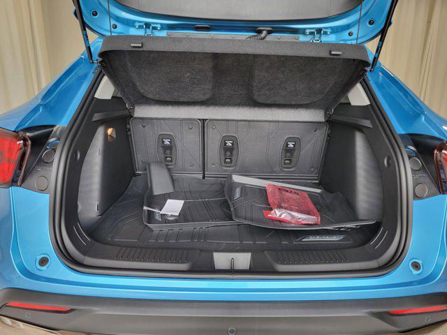 new 2025 Chevrolet Trax car, priced at $26,473