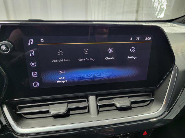 new 2025 Chevrolet Trax car, priced at $27,035