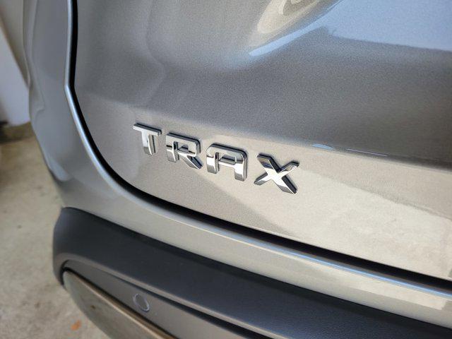 new 2025 Chevrolet Trax car, priced at $27,035