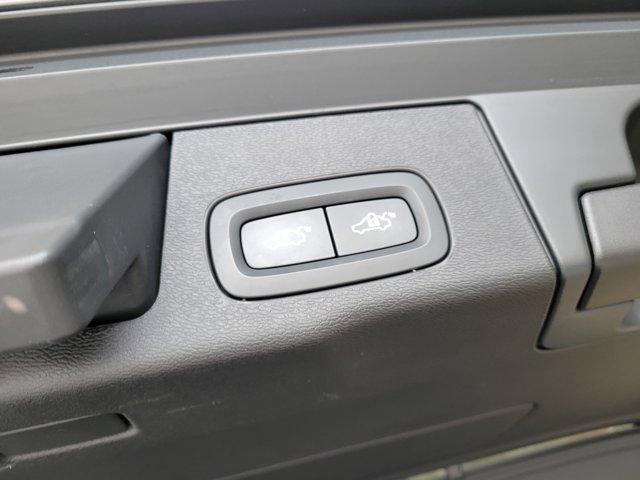 used 2020 Volvo XC60 car, priced at $25,949