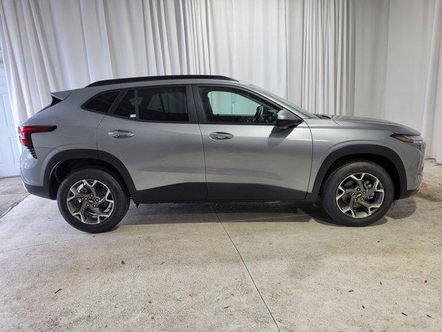 new 2025 Chevrolet Trax car, priced at $24,648