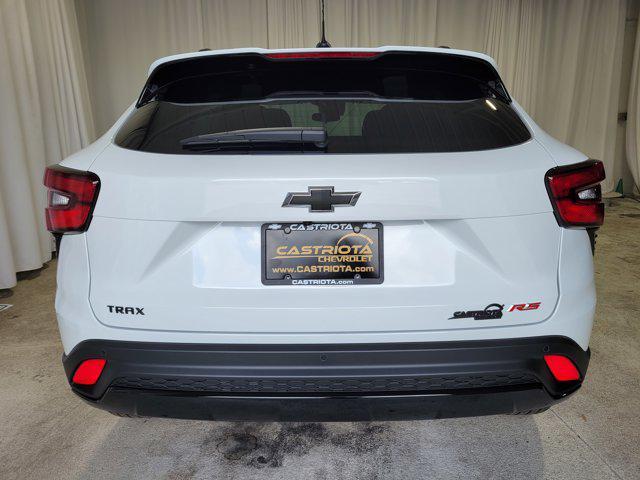new 2025 Chevrolet Trax car, priced at $27,035
