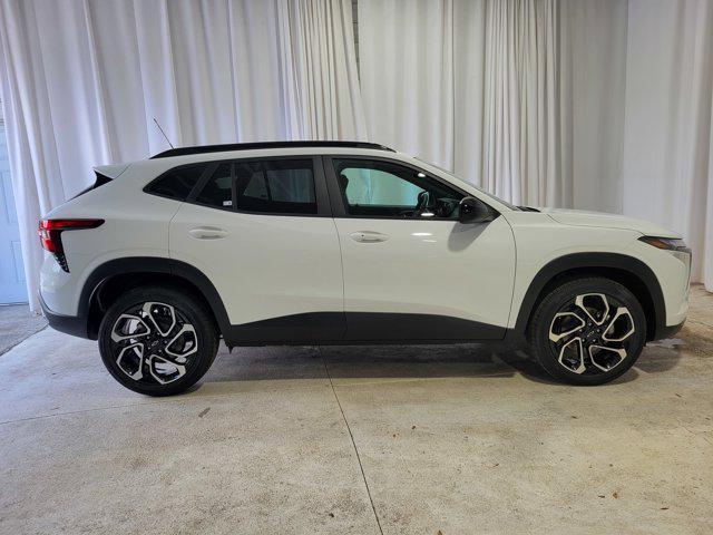 new 2025 Chevrolet Trax car, priced at $27,035