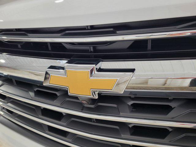 new 2025 Chevrolet Traverse car, priced at $41,658