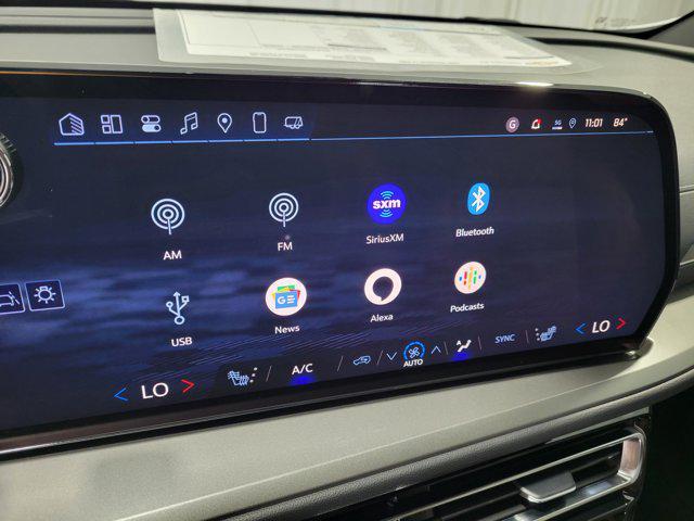 new 2025 Chevrolet Traverse car, priced at $41,658