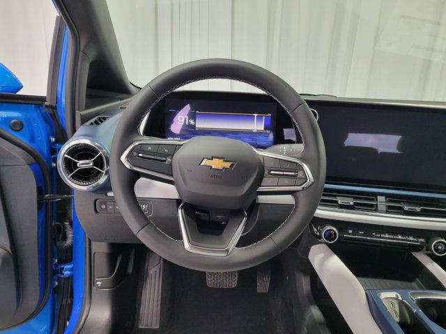 new 2025 Chevrolet Equinox EV car, priced at $39,858