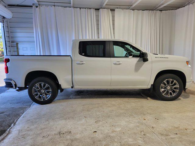 new 2025 Chevrolet Silverado 1500 car, priced at $43,045
