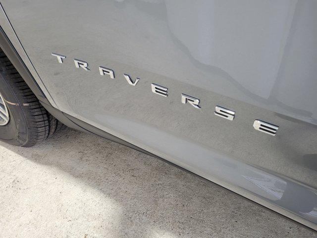 new 2025 Chevrolet Traverse car, priced at $43,018