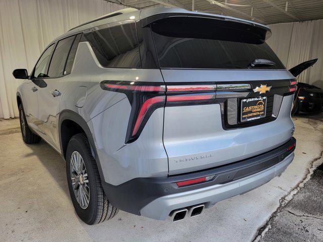 new 2025 Chevrolet Traverse car, priced at $43,018