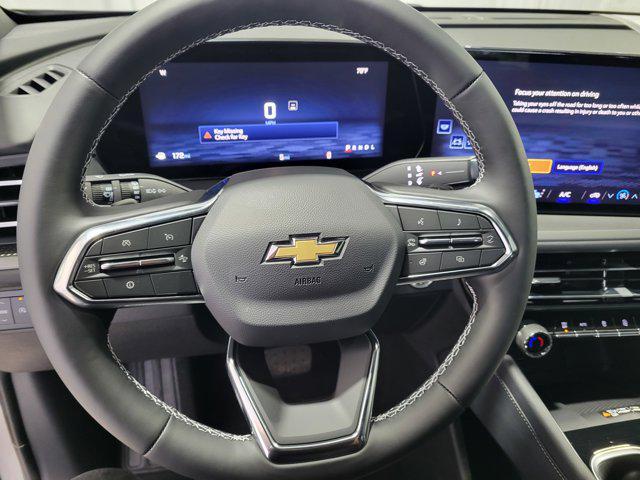 new 2025 Chevrolet Traverse car, priced at $43,018