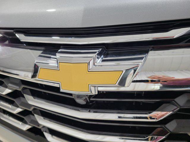 new 2026 Chevrolet Equinox car, priced at $30,594