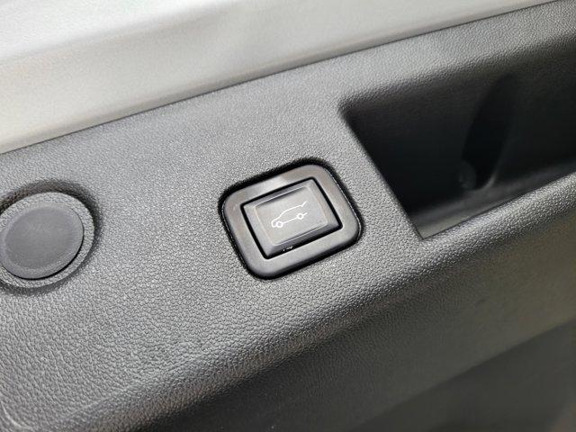 used 2022 Chevrolet Equinox car, priced at $22,675