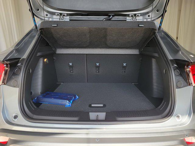 new 2025 Chevrolet Trax car, priced at $27,930