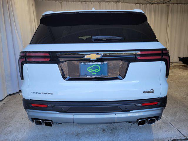 used 2025 Chevrolet Traverse car, priced at $36,514