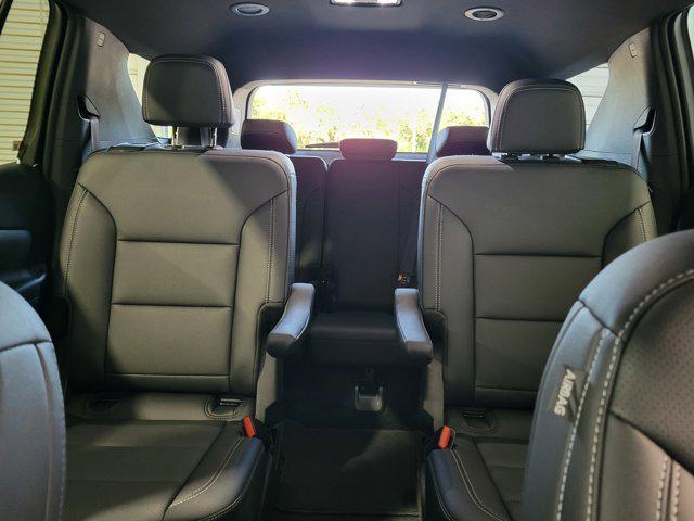 used 2025 Chevrolet Traverse car, priced at $36,514