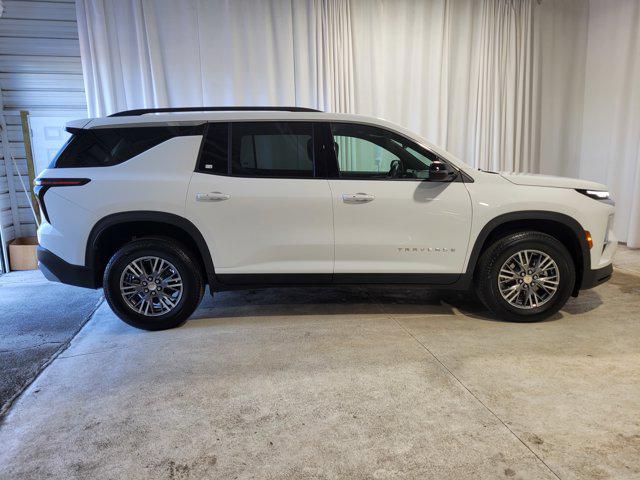 used 2025 Chevrolet Traverse car, priced at $36,514