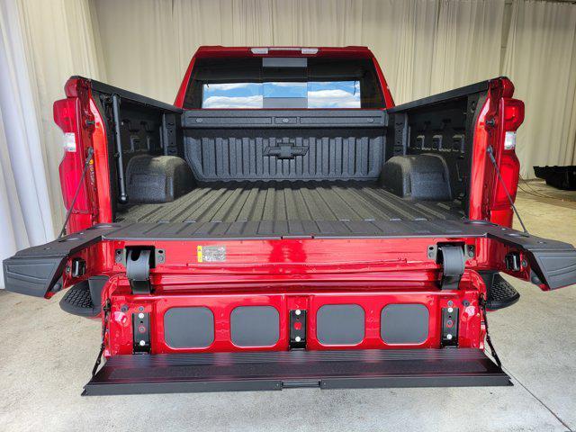 new 2025 Chevrolet Silverado 1500 car, priced at $52,105