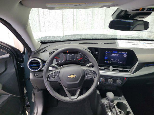 new 2025 Chevrolet Trax car, priced at $23,283