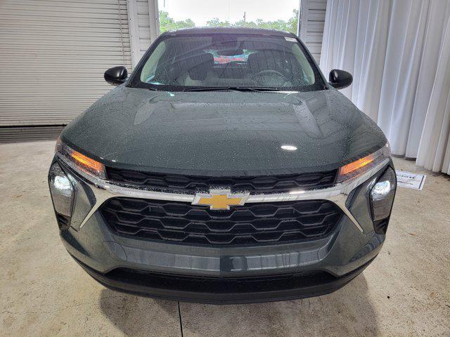 new 2025 Chevrolet Trax car, priced at $23,283