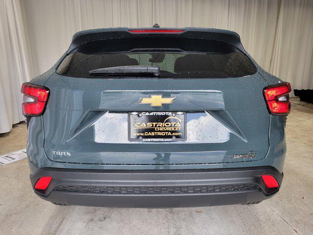 new 2025 Chevrolet Trax car, priced at $23,283
