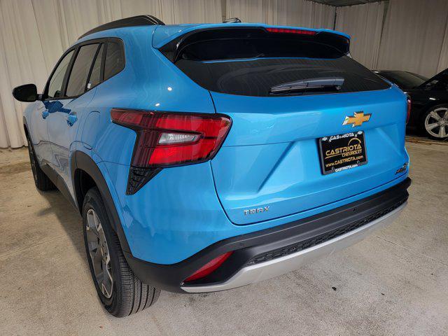 new 2025 Chevrolet Trax car, priced at $26,148