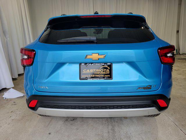 new 2025 Chevrolet Trax car, priced at $26,148