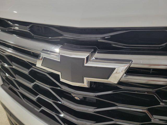 used 2023 Chevrolet Traverse car, priced at $35,084